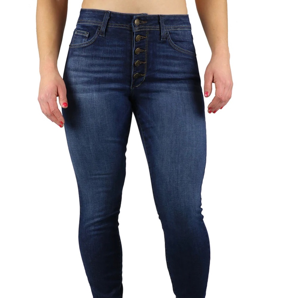 IRIS BUTTON FLY CROP DARK WASH